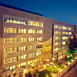 4* Otel Volley